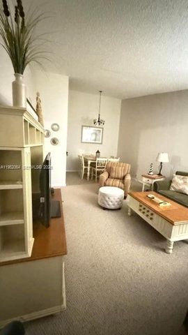 6327 Chasewood Dr G, Jupiter, FL 33458