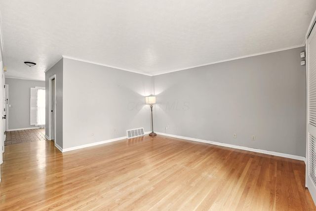 5366 Yorkshire Village Lane, B22, Columbus, OH 43232