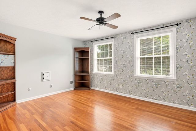 5366 Yorkshire Village Lane, B22, Columbus, OH 43232