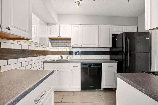 5366 Yorkshire Village Lane, B22, Columbus, OH 43232