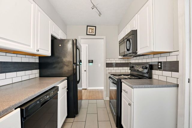 5366 Yorkshire Village Lane, B22, Columbus, OH 43232