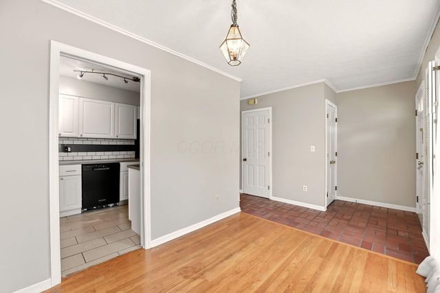 5366 Yorkshire Village Lane, B22, Columbus, OH 43232