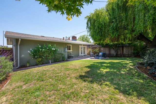 2334 David Court, San Mateo, CA 94403