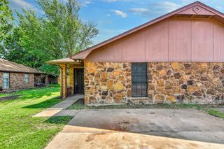 925 Farmington Road, Howe, TX 75459