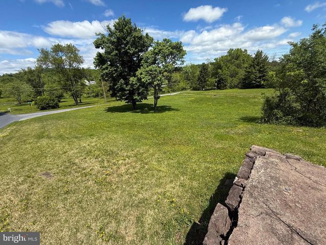 1271 TEMPLE RD, Pottstown, PA 19465