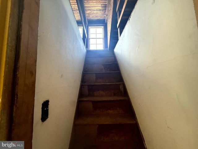 1271 TEMPLE RD, Pottstown, PA 19465