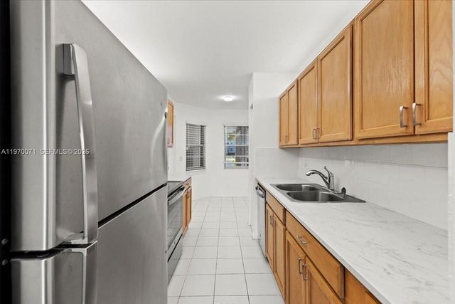 12701 SW 13th St 113F, Pembroke Pines, FL 33027