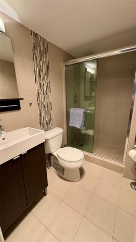 1212 SE 2nd Court 304, Fort Lauderdale, FL 33301