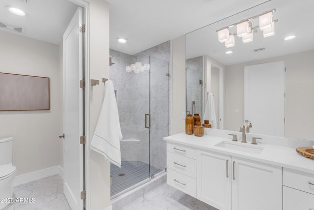 7502 E MAIN Street 2004, Scottsdale, AZ 85251