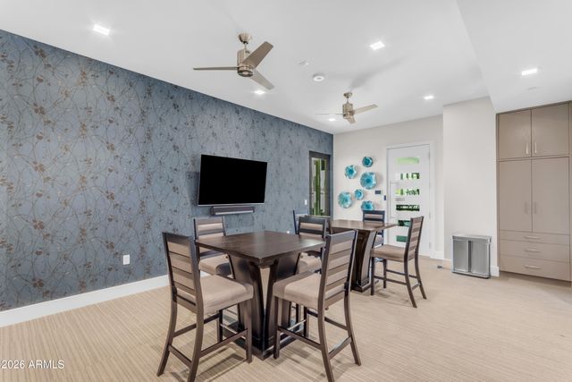 7502 E MAIN Street 2004, Scottsdale, AZ 85251