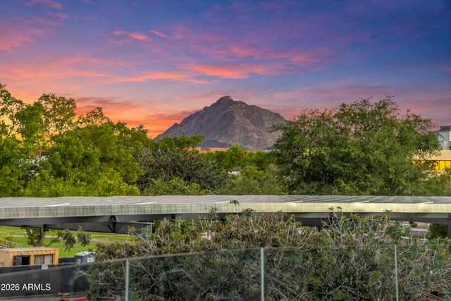 7502 E MAIN Street 2004, Scottsdale, AZ 85251