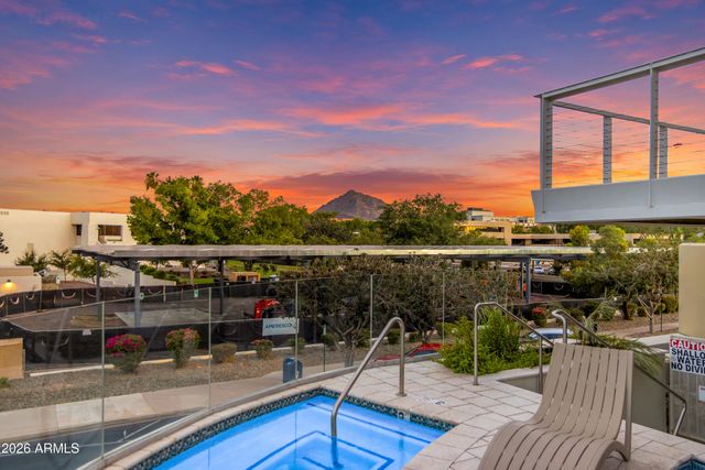 7502 E MAIN Street 2004, Scottsdale, AZ 85251