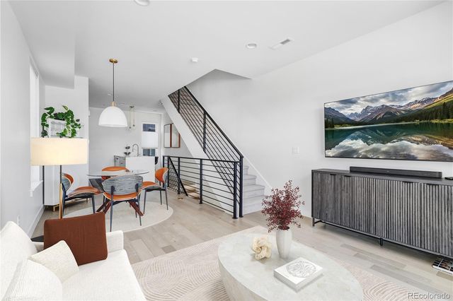 2578 S Broadway, Denver, CO 80210