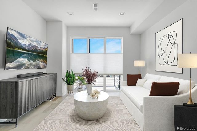2578 S Broadway, Denver, CO 80210