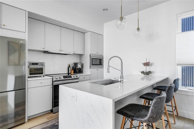 2578 S Broadway, Denver, CO 80210
