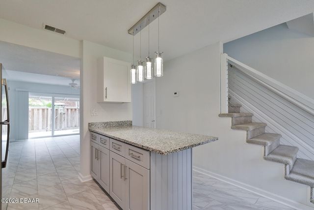 2200 S Palmetto Avenue b030, South Daytona, FL 32119
