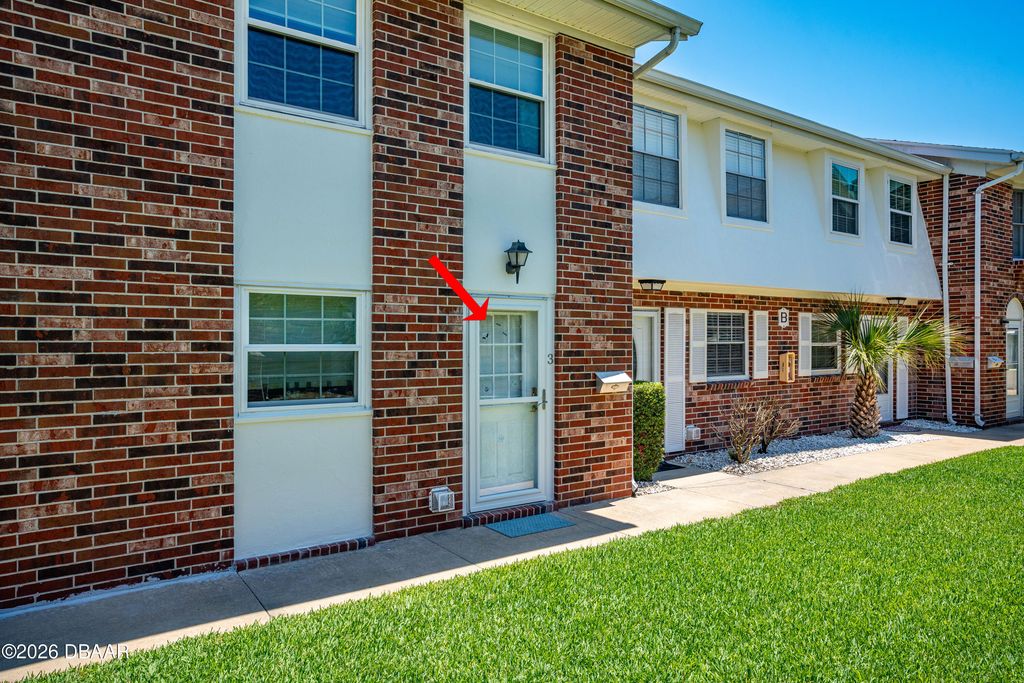 2200 S Palmetto Avenue b030, South Daytona, FL 32119