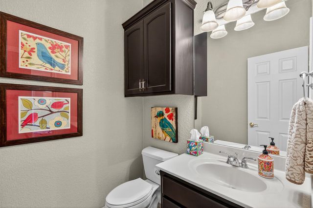 20 Augusta DR, Meadowlakes, TX 78654