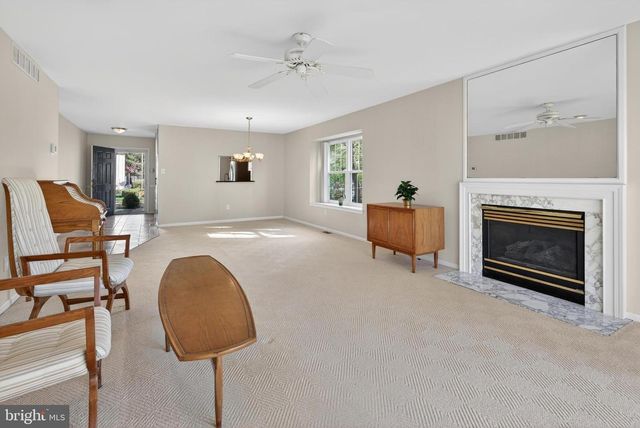 7401-A NORMANDY DR, Mount Laurel, NJ 08054