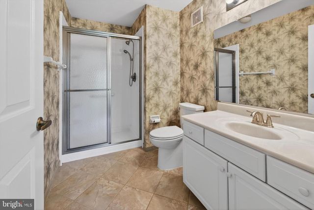 7401-A NORMANDY DR, Mount Laurel, NJ 08054