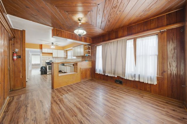 1200 S 15th Avenue, Maywood, IL 60153