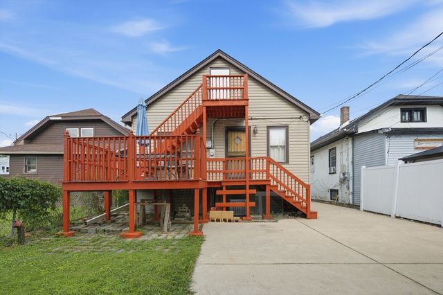 1200 S 15th Avenue, Maywood, IL 60153