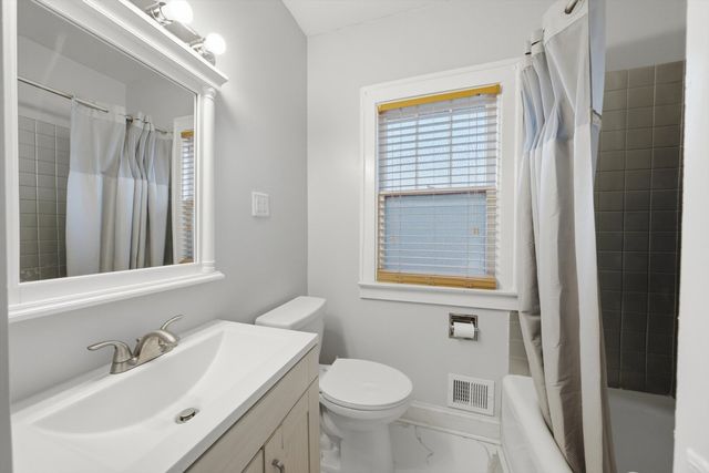 1200 S 15th Avenue, Maywood, IL 60153