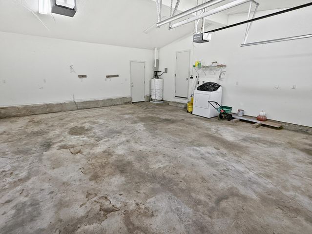 2521 S Schifferdecker Avenue, Joplin, MO 64804