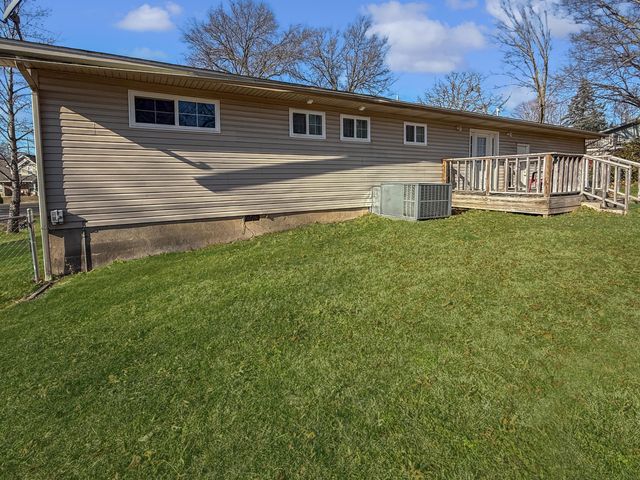 2521 S Schifferdecker Avenue, Joplin, MO 64804