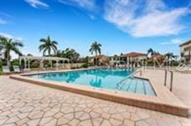 6372 PALMA DEL MAR BOULEVARD S 219, St Petersburg, FL 33715