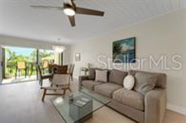 6372 PALMA DEL MAR BOULEVARD S 219, St Petersburg, FL 33715