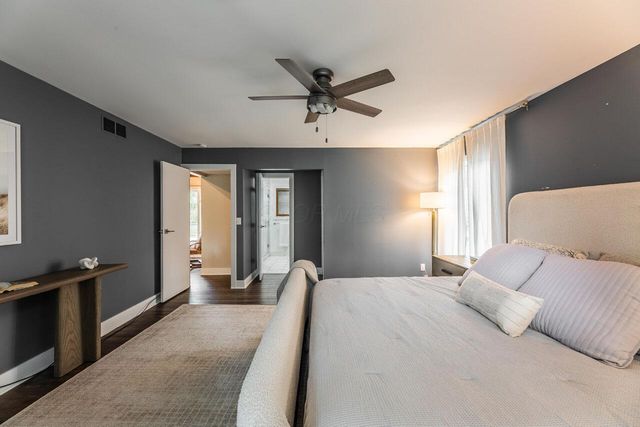 2248 Sandover Road, Columbus, OH 43220