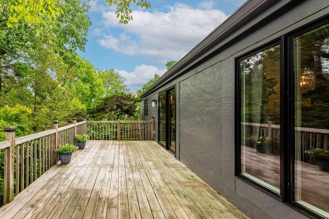 2248 Sandover Road, Columbus, OH 43220