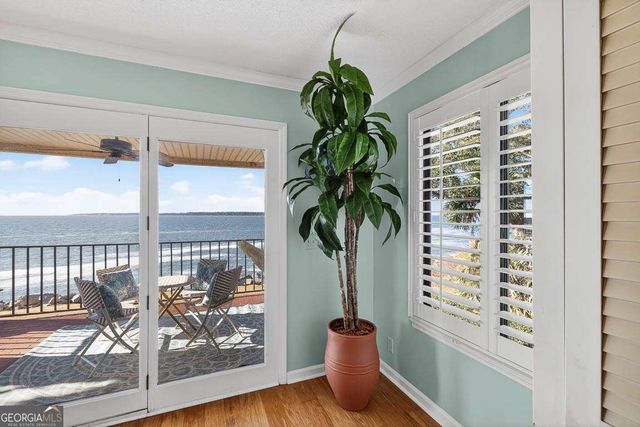 100 Floyd Street 201, St. Simons, GA 31522