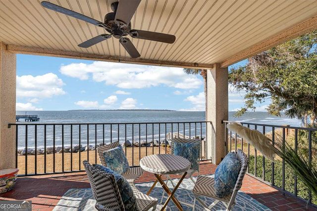 100 Floyd Street 201, St. Simons, GA 31522