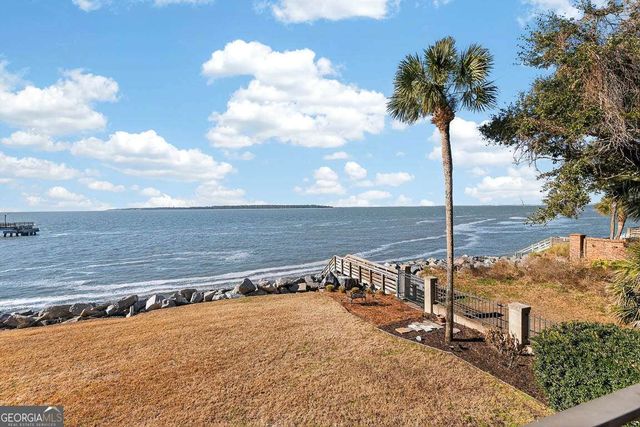 100 Floyd Street 201, St. Simons, GA 31522