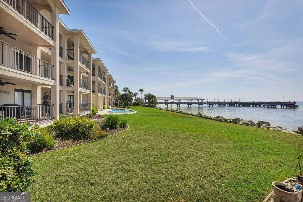 100 Floyd Street 201, St. Simons, GA 31522