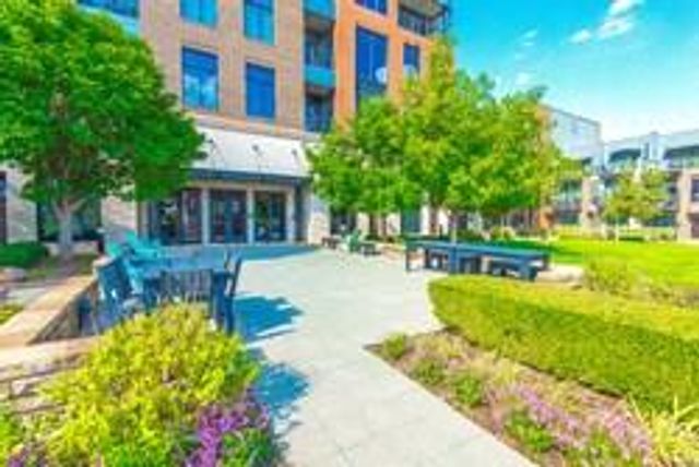 301 NE 4th Street 11, Oklahoma City, OK 73104