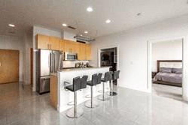 301 NE 4th Street 11, Oklahoma City, OK 73104