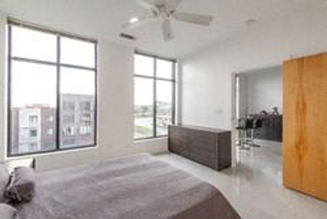 301 NE 4th Street 11, Oklahoma City, OK 73104
