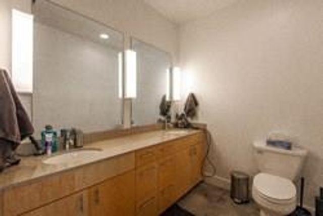 301 NE 4th Street 11, Oklahoma City, OK 73104