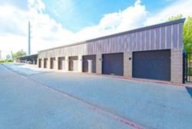 301 NE 4th Street 11, Oklahoma City, OK 73104