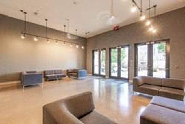 301 NE 4th Street 11, Oklahoma City, OK 73104