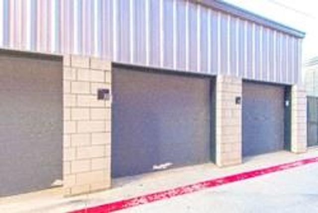 301 NE 4th Street 11, Oklahoma City, OK 73104