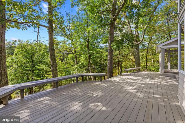 105 WALLACE MANOR RD, Edgewater, MD 21037