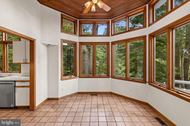 105 WALLACE MANOR RD, Edgewater, MD 21037