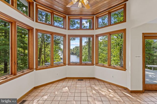 105 WALLACE MANOR RD, Edgewater, MD 21037