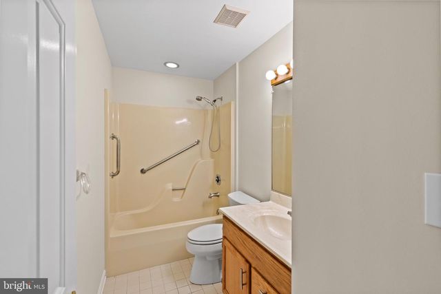 105 WALLACE MANOR RD, Edgewater, MD 21037