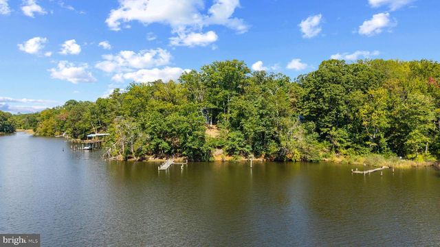 105 WALLACE MANOR RD, Edgewater, MD 21037