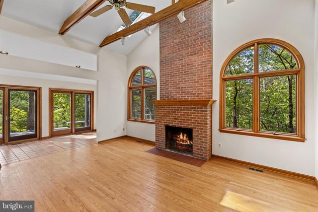 105 WALLACE MANOR RD, Edgewater, MD 21037